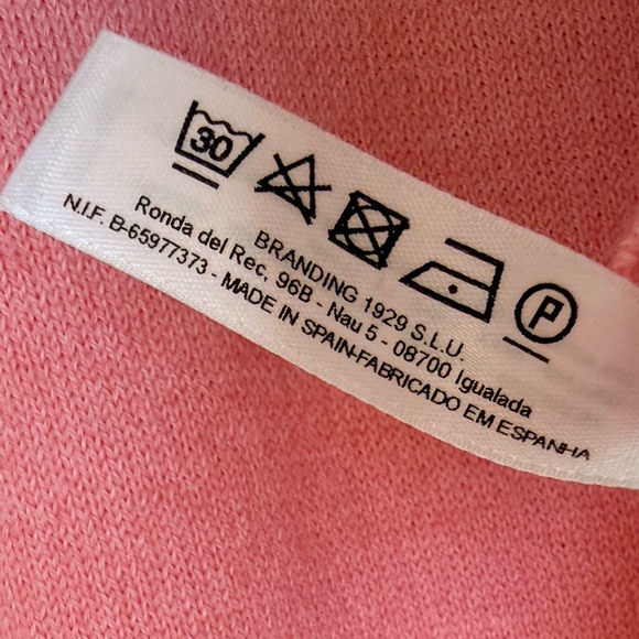 Pink Wool V-Neck Women's Sweater - Picture 8 of 9